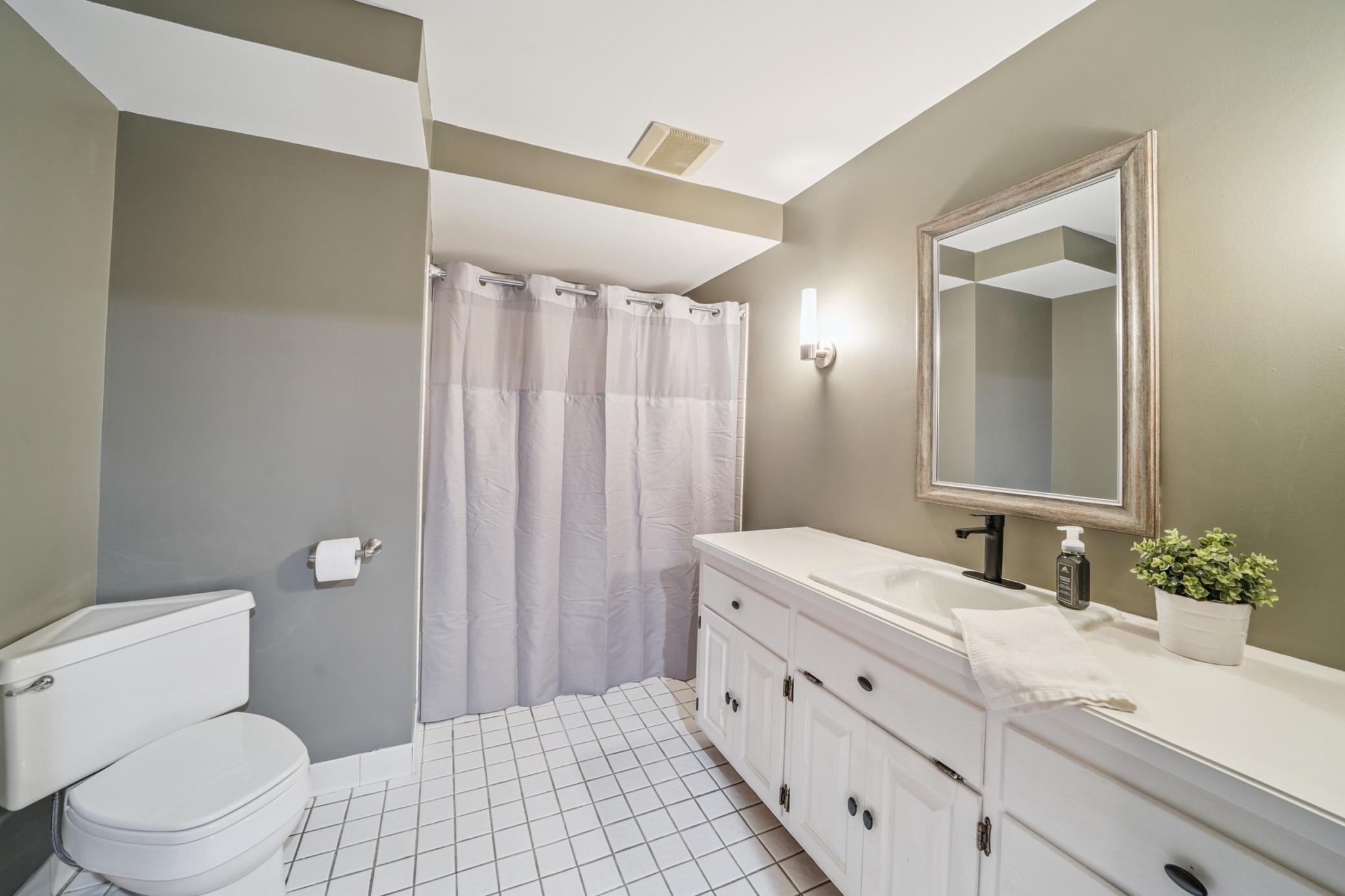 6912 Antrim Road Edina, MN 55439 - Photo 24 of 29