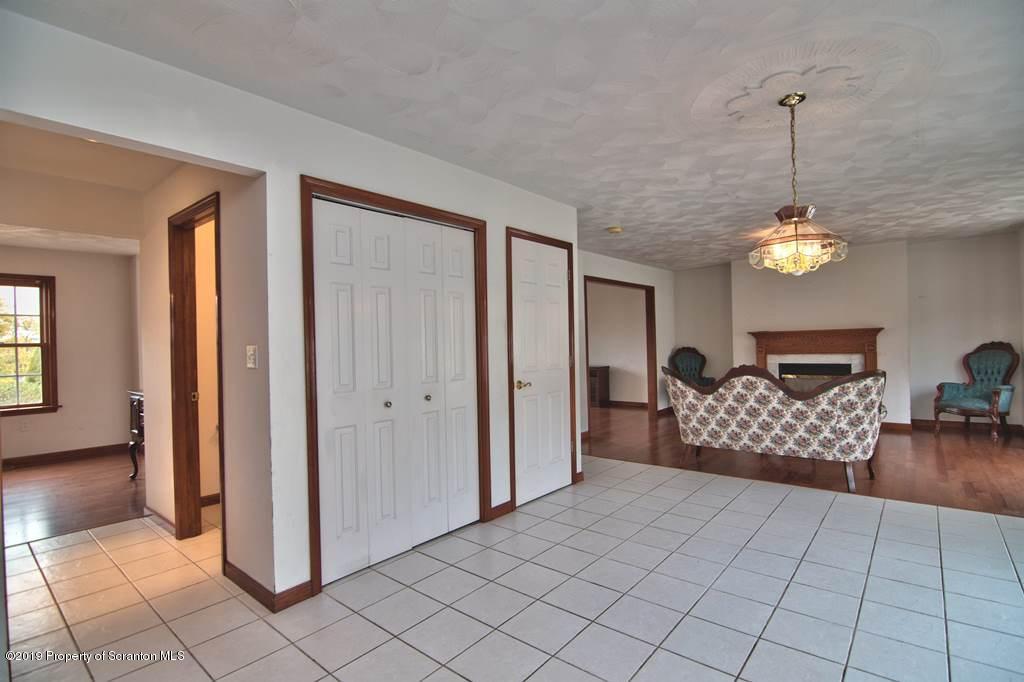 132 Ridgeview Drive Scranton, PA 18504 - Photo 18 of 69