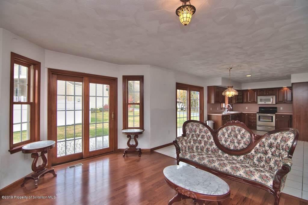 132 Ridgeview Drive Scranton, PA 18504 - Photo 27 of 69