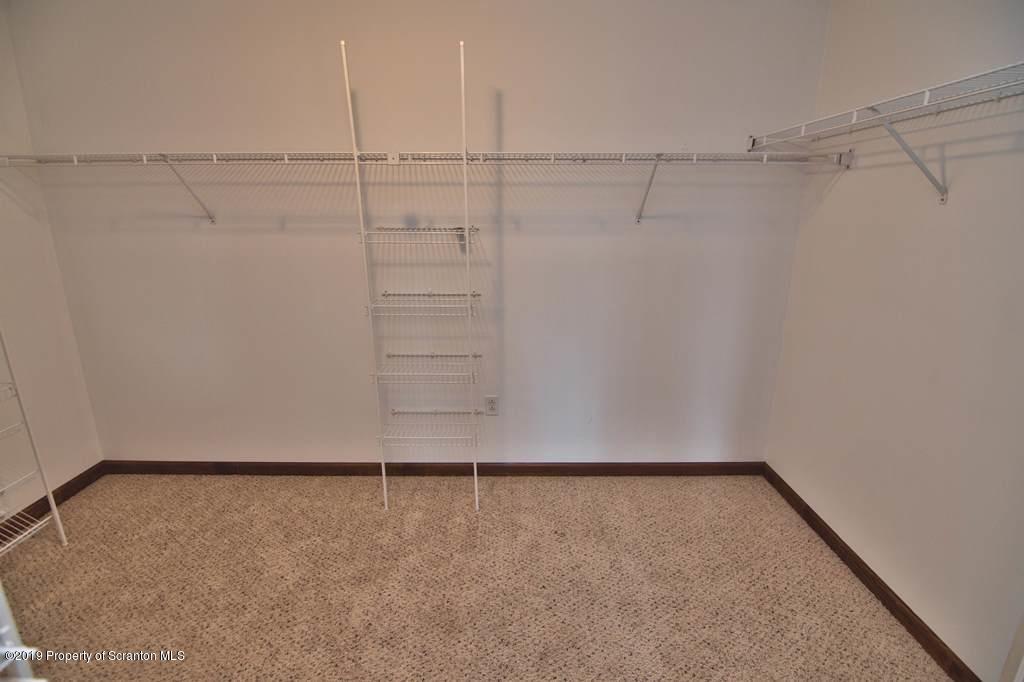 132 Ridgeview Drive Scranton, PA 18504 - Photo 35 of 69
