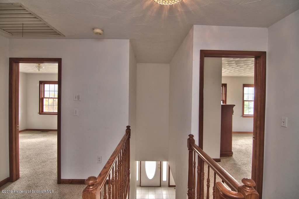 132 Ridgeview Drive Scranton, PA 18504 - Photo 38 of 69