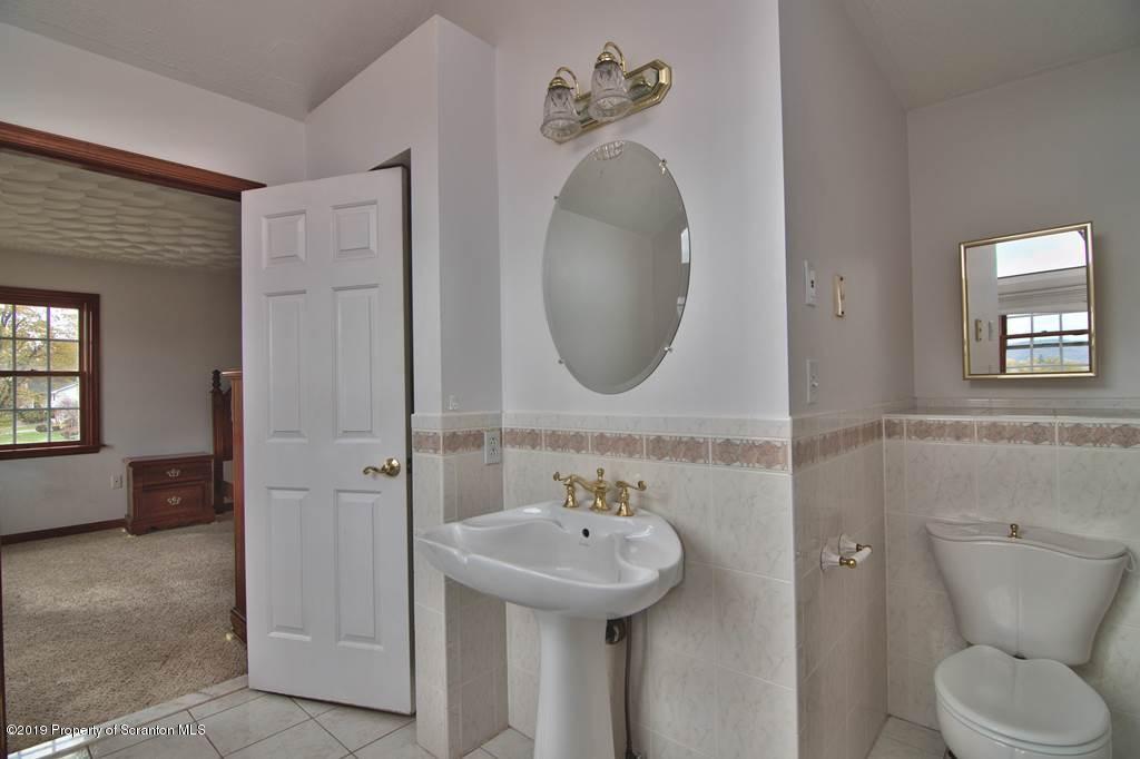 132 Ridgeview Drive Scranton, PA 18504 - Photo 47 of 69