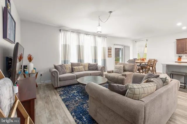 $624,900 | 9 Mossy Creek Lane, Fredericksburg, VA 22405