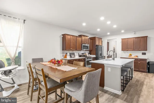 $624,900 | 9 Mossy Creek Lane, Fredericksburg, VA 22405