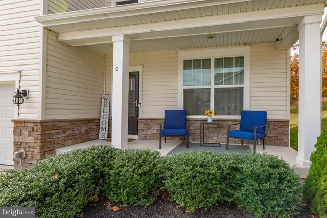 $624,900 | 9 Mossy Creek Lane, Fredericksburg, VA 22405