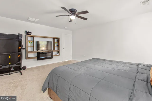 $624,900 | 9 Mossy Creek Lane, Fredericksburg, VA 22405