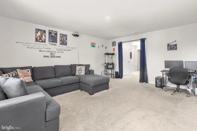 $624,900 | 9 Mossy Creek Lane, Fredericksburg, VA 22405