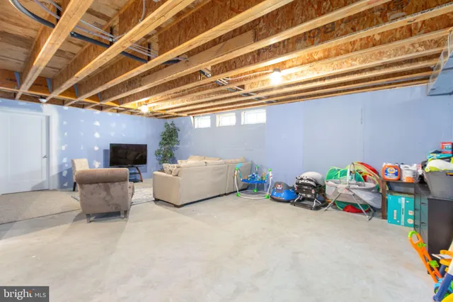 $624,900 | 9 Mossy Creek Lane, Fredericksburg, VA 22405