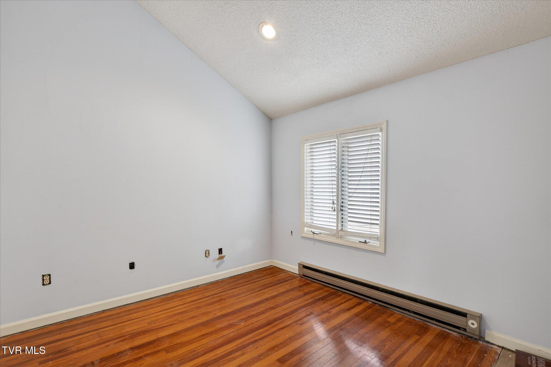 104 Patterson Road Kingsport, TN 37660 - Photo 16 of 42 16-104-Patterson-Rd-Kingsport-TN-37660-W