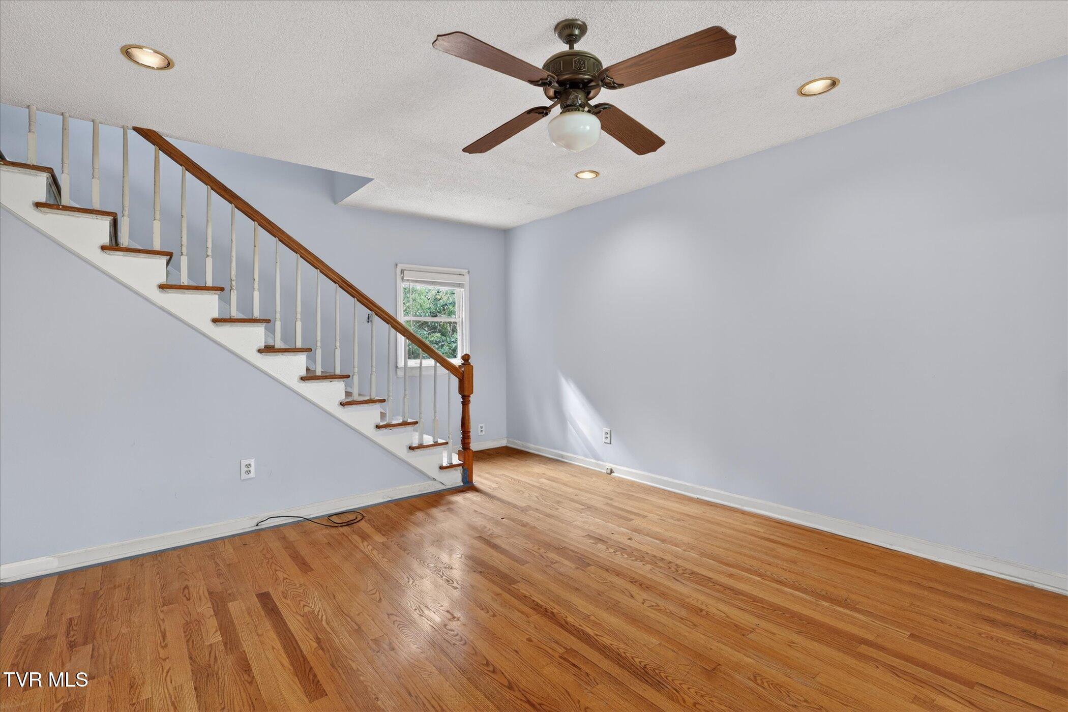 104 Patterson Road Kingsport, TN 37660 - Photo 5 of 42 05-104-Patterson-Rd-Kingsport-TN-37660-W