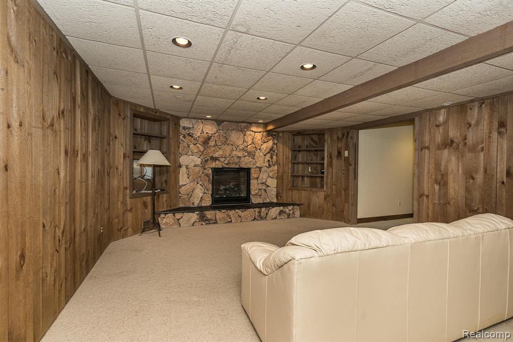 4781 Freer Street Rochester, MI 48306 - Photo 29 of 53