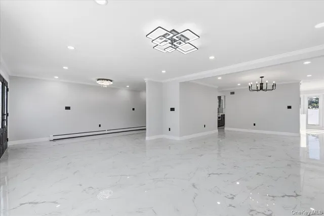 $1,999,999 | 88 Mark Lane, Atlantic Beach, NY 11509