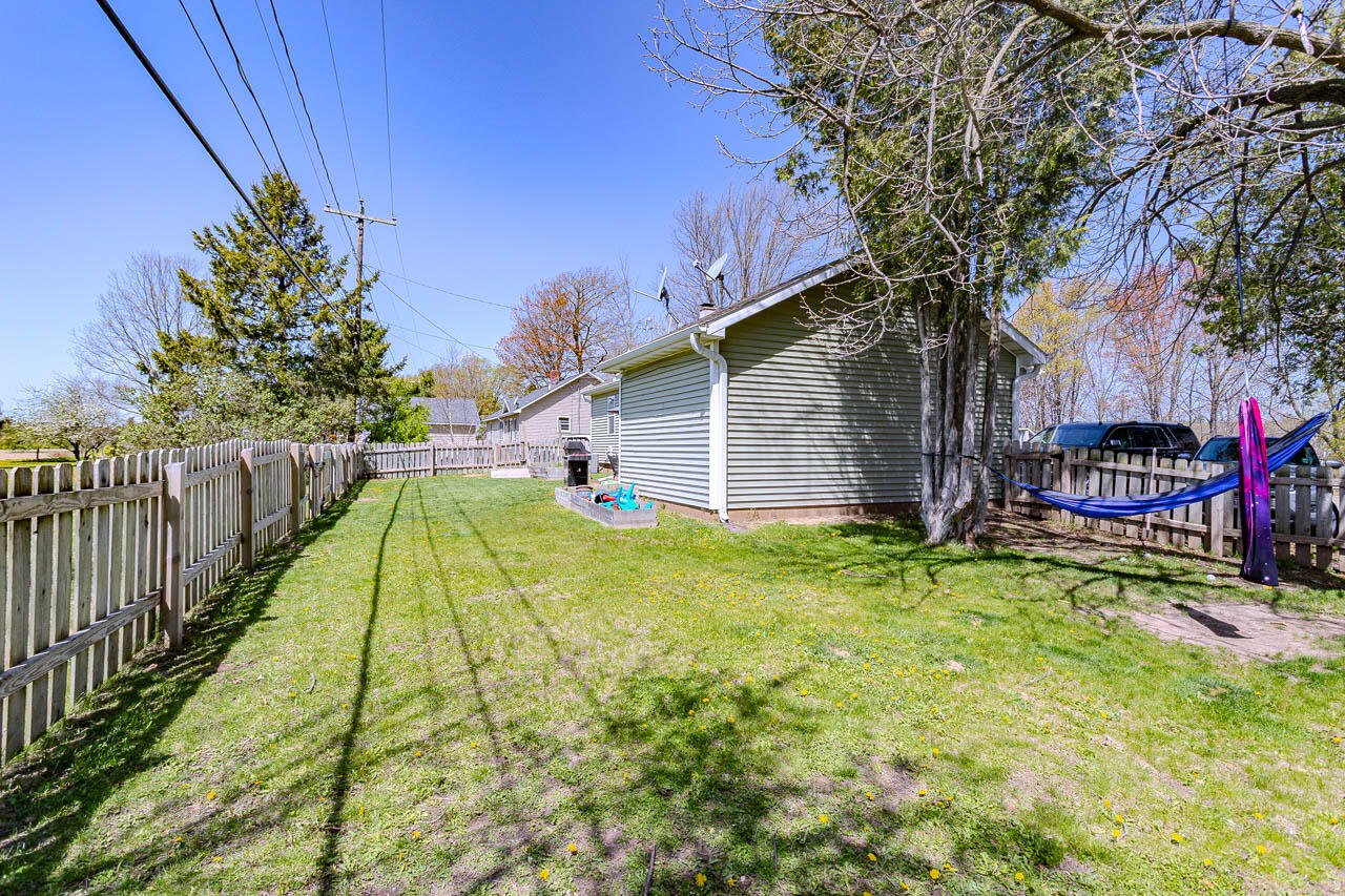 2615 West Main Street Merrill, WI 54452 - Photo 41 of 59 939A9940