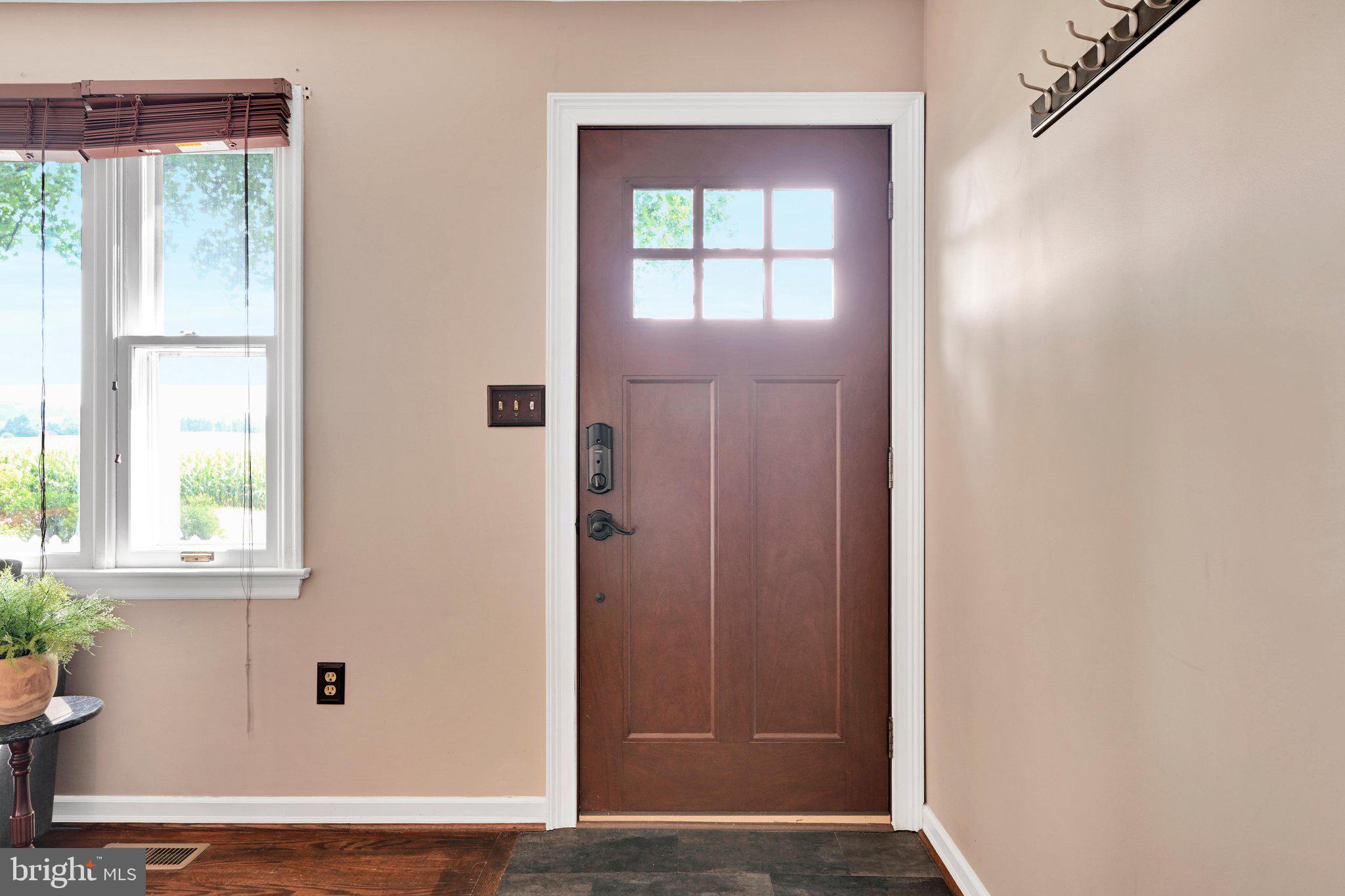 4075 Nolt Road Mount Joy, PA 17552 - Photo 10 of 46 Foyer