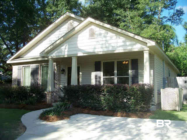 860 Linlen Avenue Mobile, AL 36609 - Photo 1 of 20