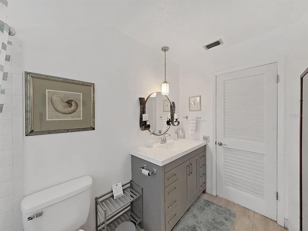 12255 Mallory Drive Largo, FL 33774 - Photo 17 of 27