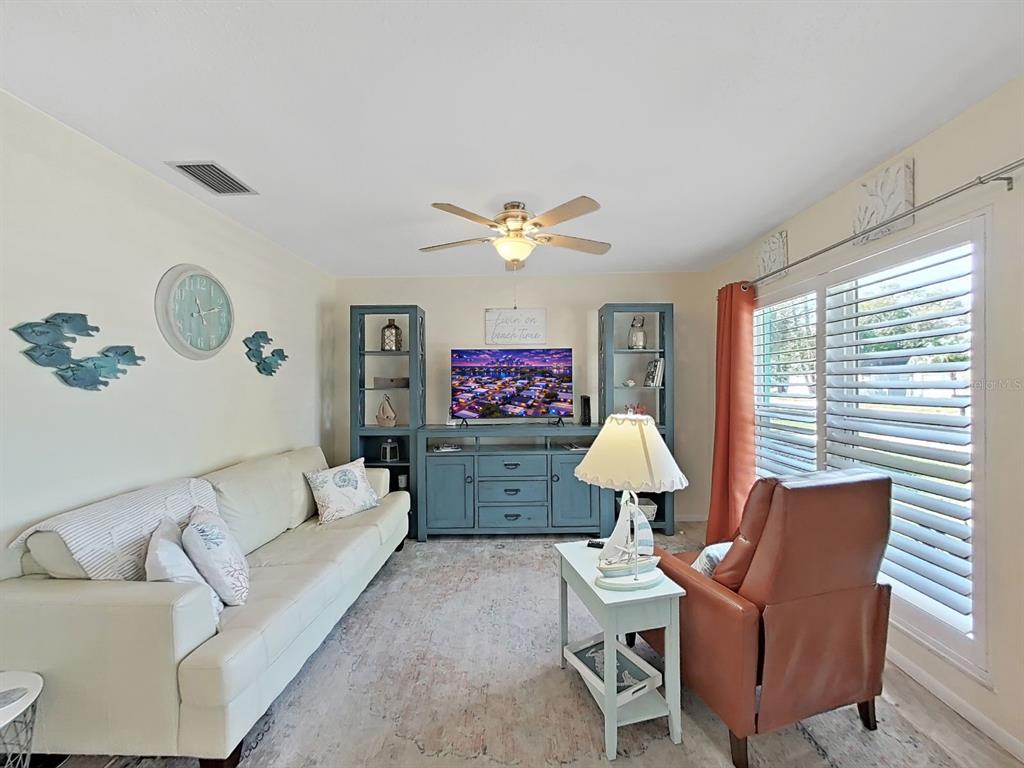 12255 Mallory Drive Largo, FL 33774 - Photo 4 of 27