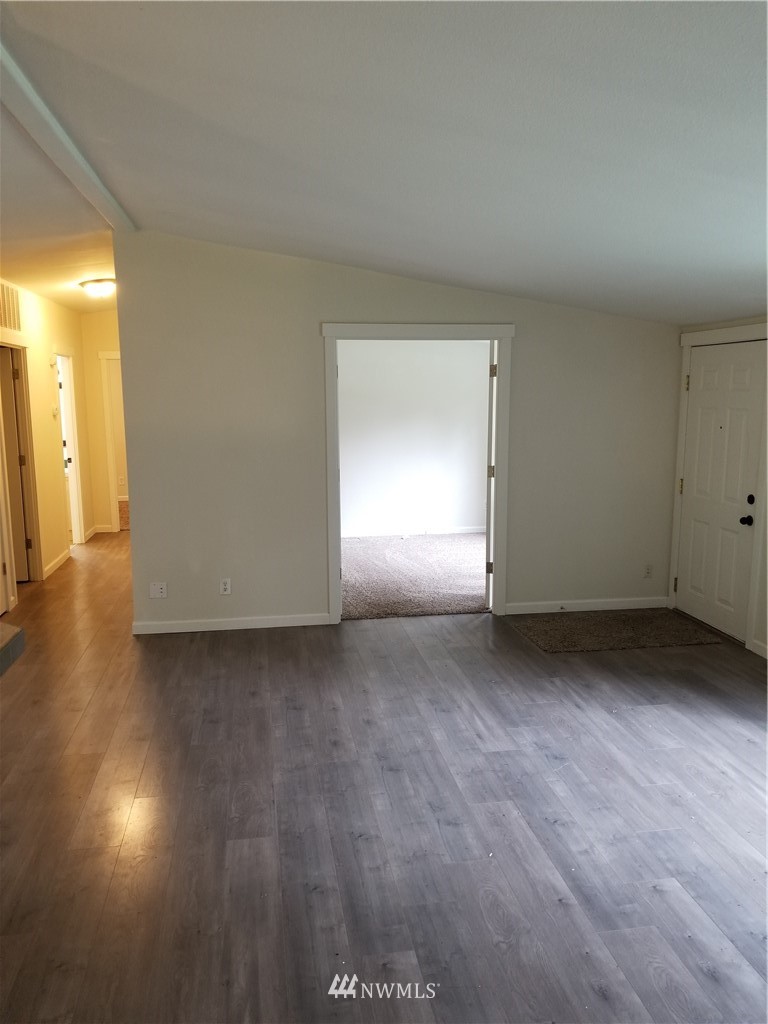 4200 Locker Road Southeast Port Orchard, WA 98366 - Photo 7 of 15 Gallery Image 7
