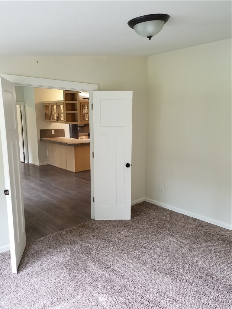 4200 Locker Road Southeast Port Orchard, WA 98366 - Photo 9 of 15 Gallery Image 9