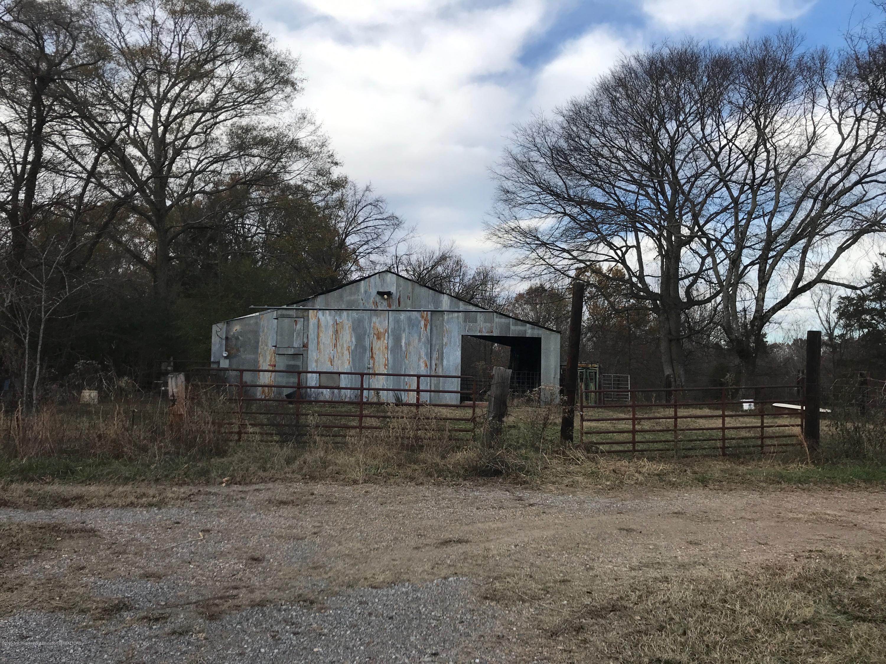 0 Gitter Road Hernando, MS 38632 - Photo 2 of 3 Barn