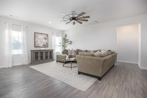 $650,000 | 1610 Lila Drive, Murfreesboro, TN 37128