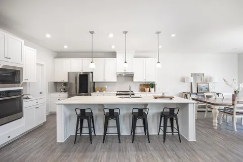 $650,000 | 1610 Lila Drive, Murfreesboro, TN 37128