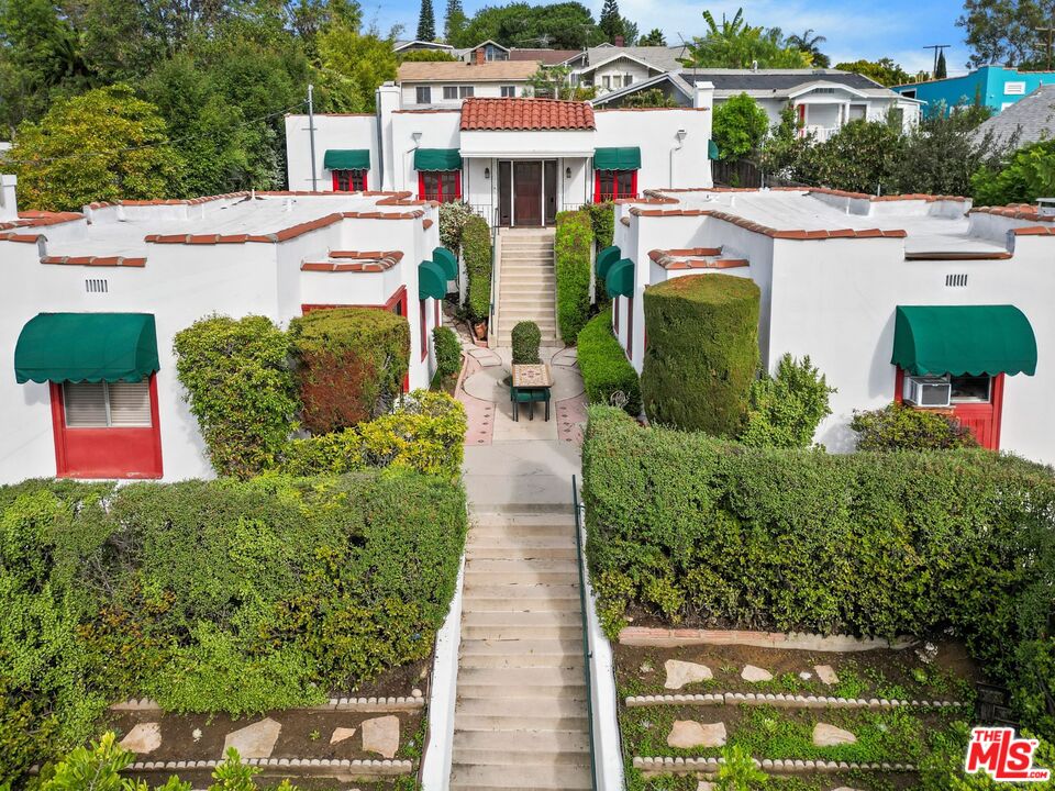 1811 Effie Street Los Angeles, CA 90026 - Photo 2 of 39