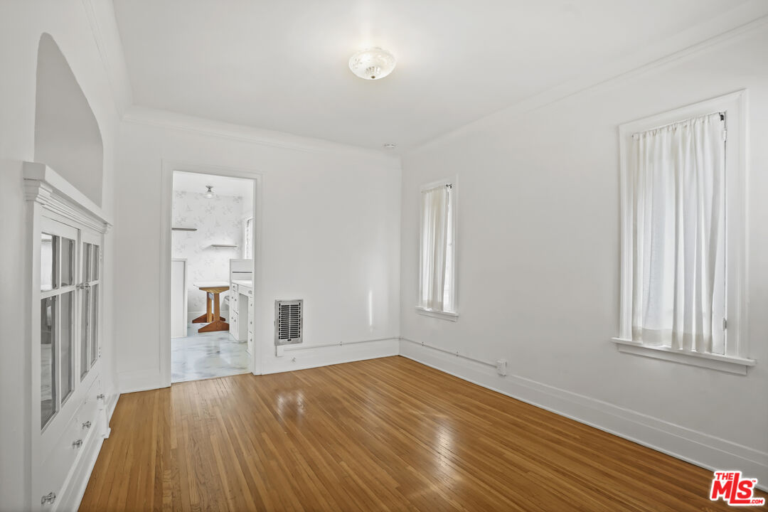 1811 Effie Street Los Angeles, CA 90026 - Photo 23 of 39