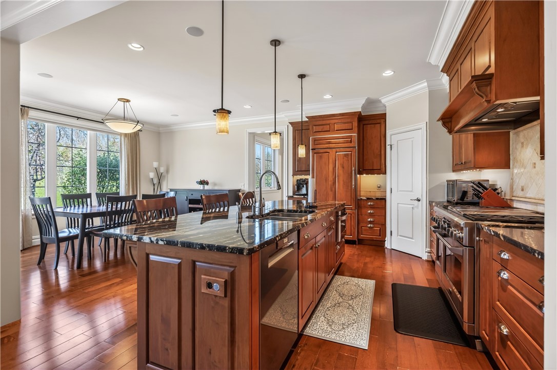 7 Hawkstone Way Pittsford, NY 14534 - Photo 11 of 36