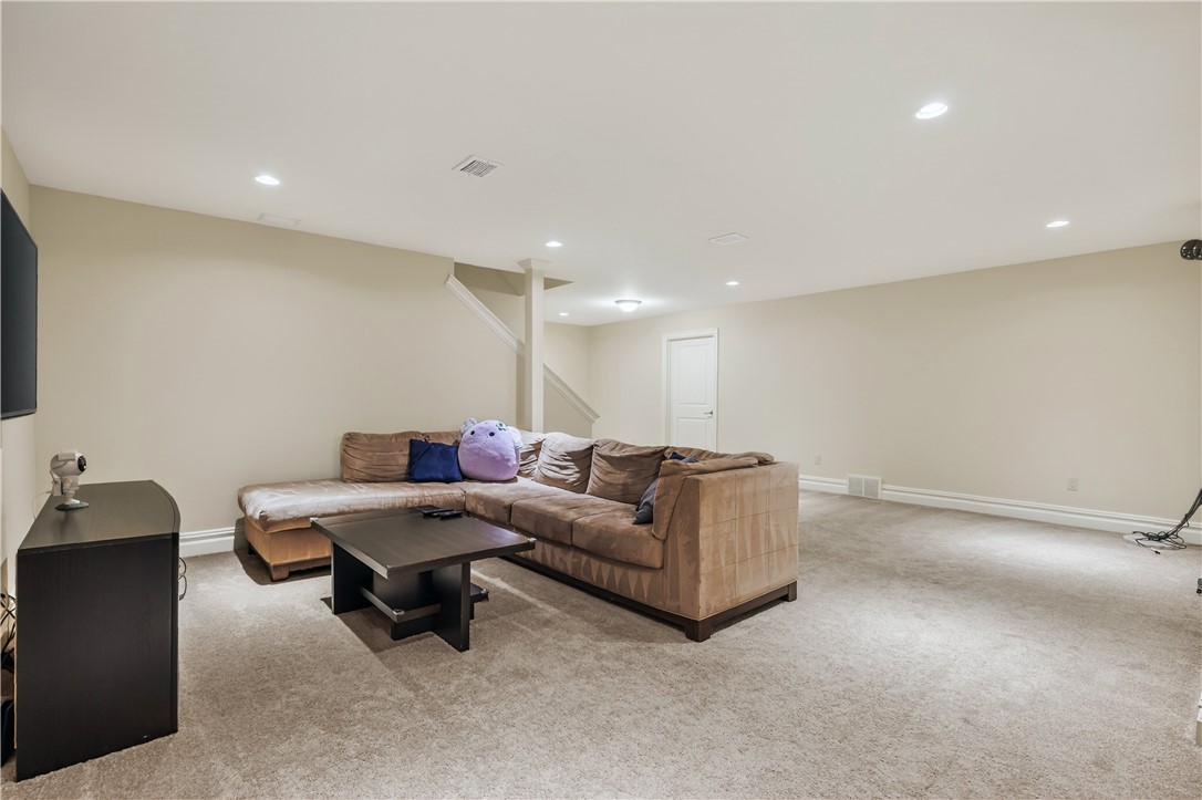 7 Hawkstone Way Pittsford, NY 14534 - Photo 28 of 36