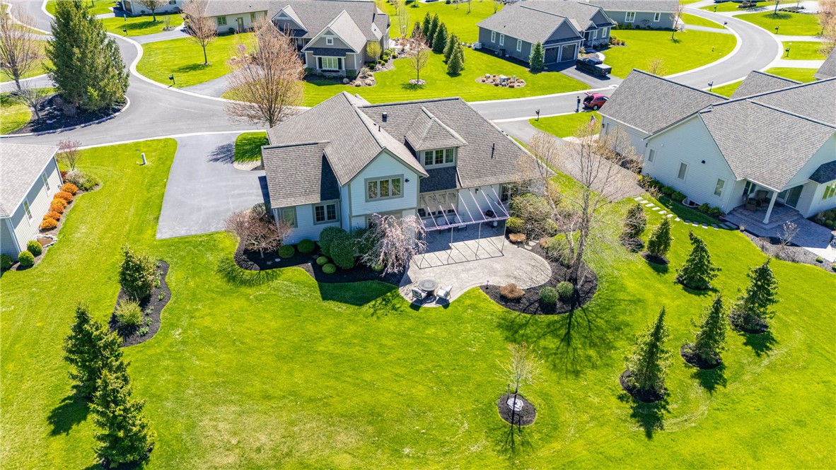 7 Hawkstone Way Pittsford, NY 14534 - Photo 4 of 36