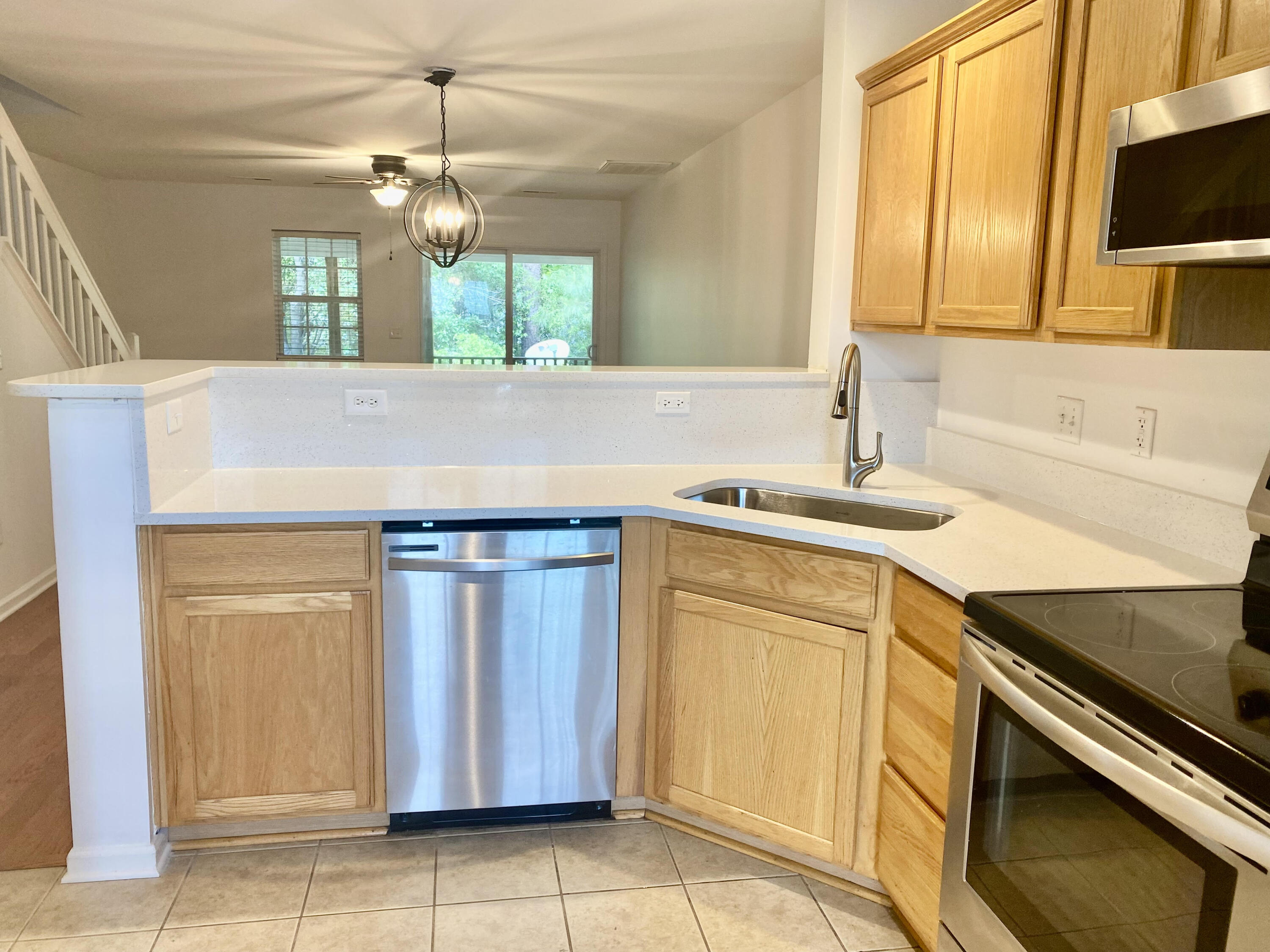 442 Doane Way Wando, SC 29492 - Photo 5 of 22 442 c