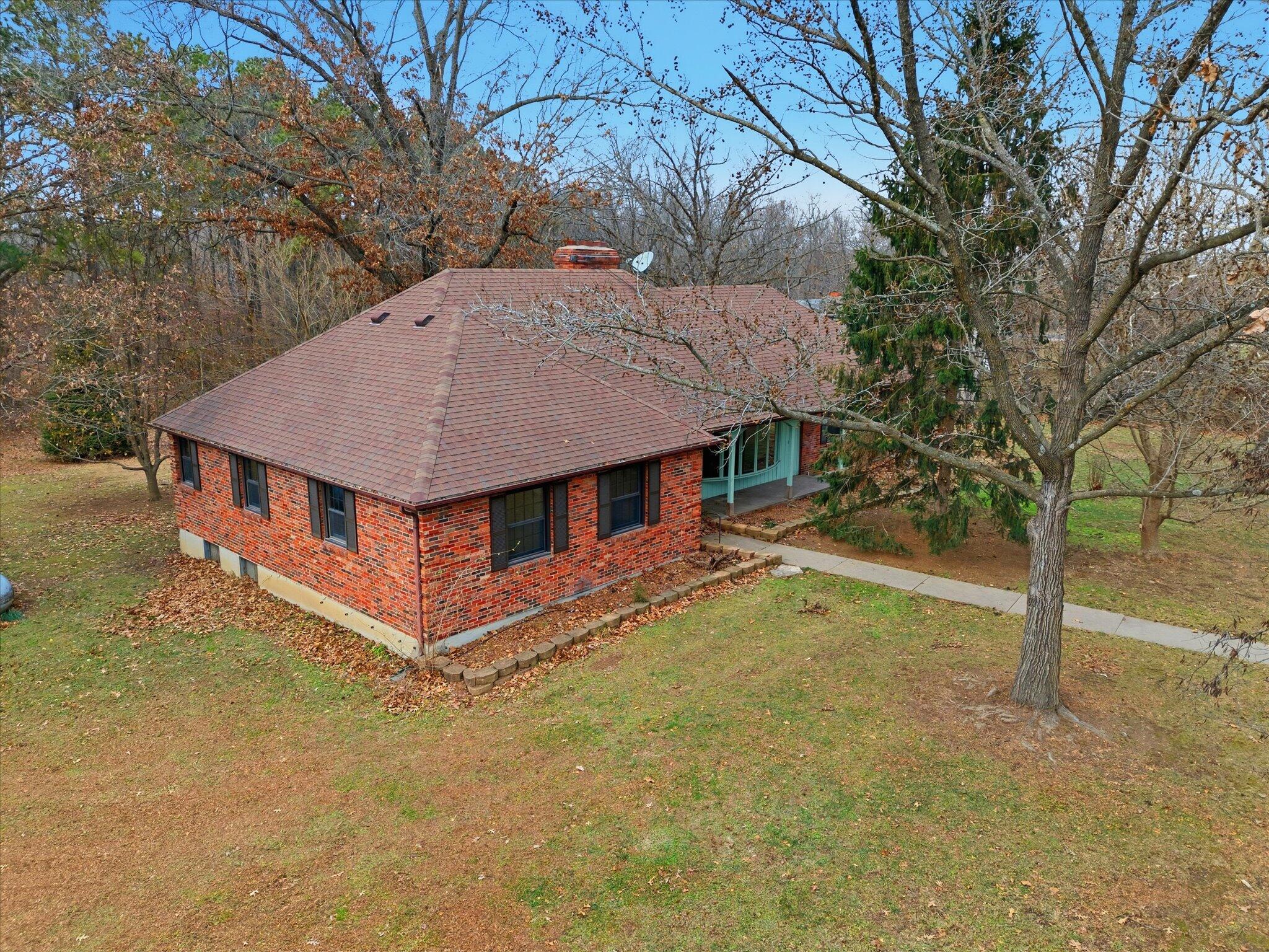 6424 Rte O Fulton, MO 65251 - Photo 37 of 38 1968 brick house