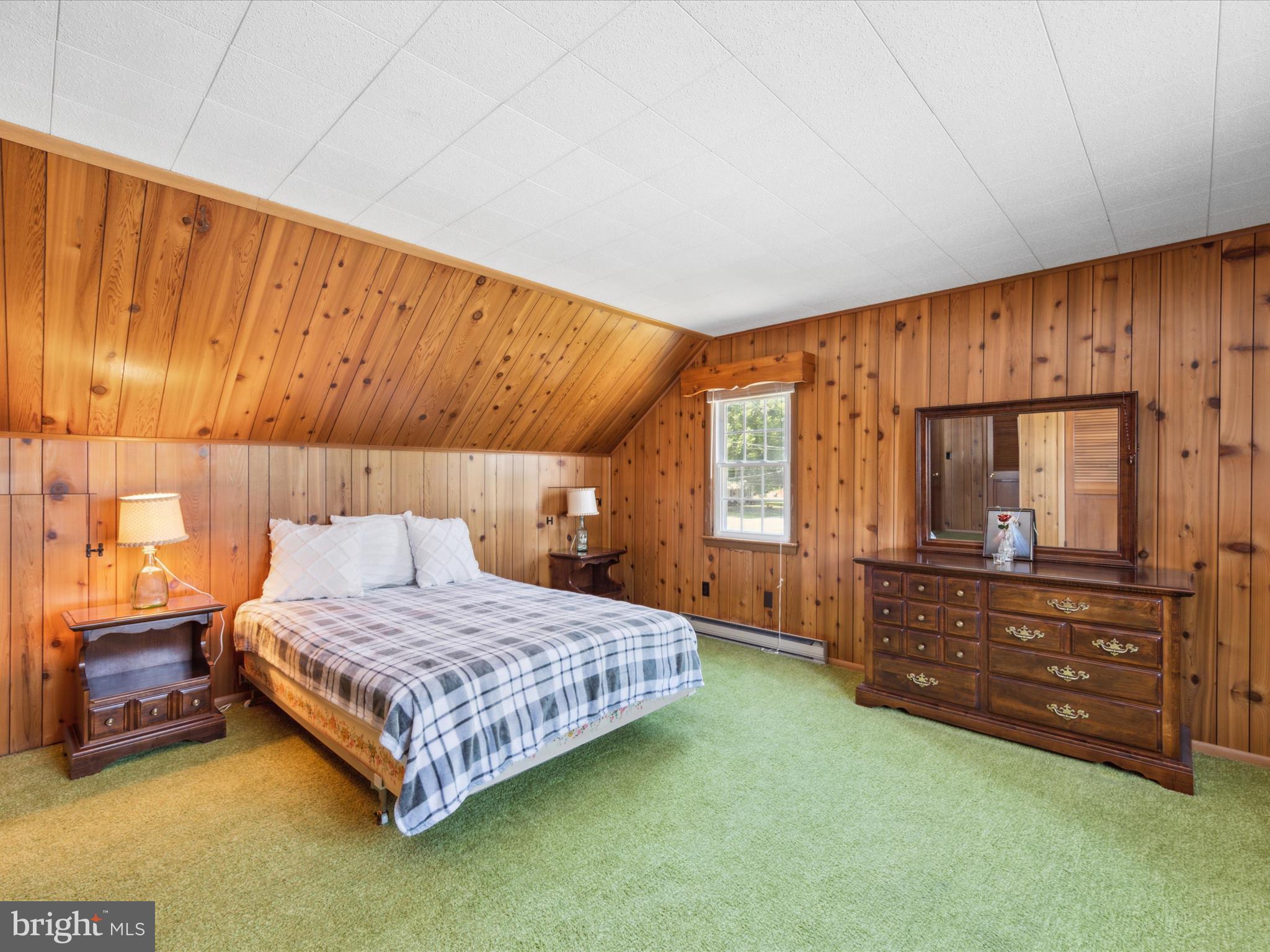6608 Shawnee Road Milford, DE 19963 - Photo 23 of 34 Upper Level Bedroom 3