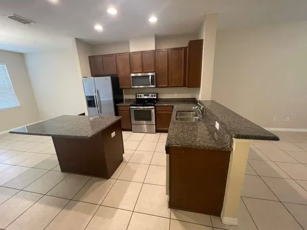 $2,450 | 12458 Langstaff Drive, Windermere, FL 34786