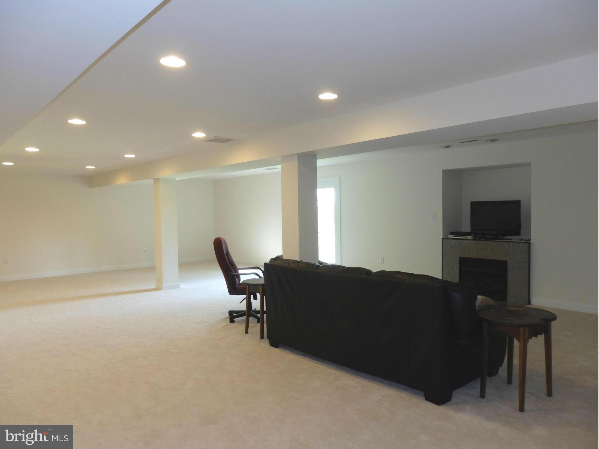 10000 Kelly Road Walkersville, MD 21793 - Photo 21 of 30 Family Room has gas fireplace