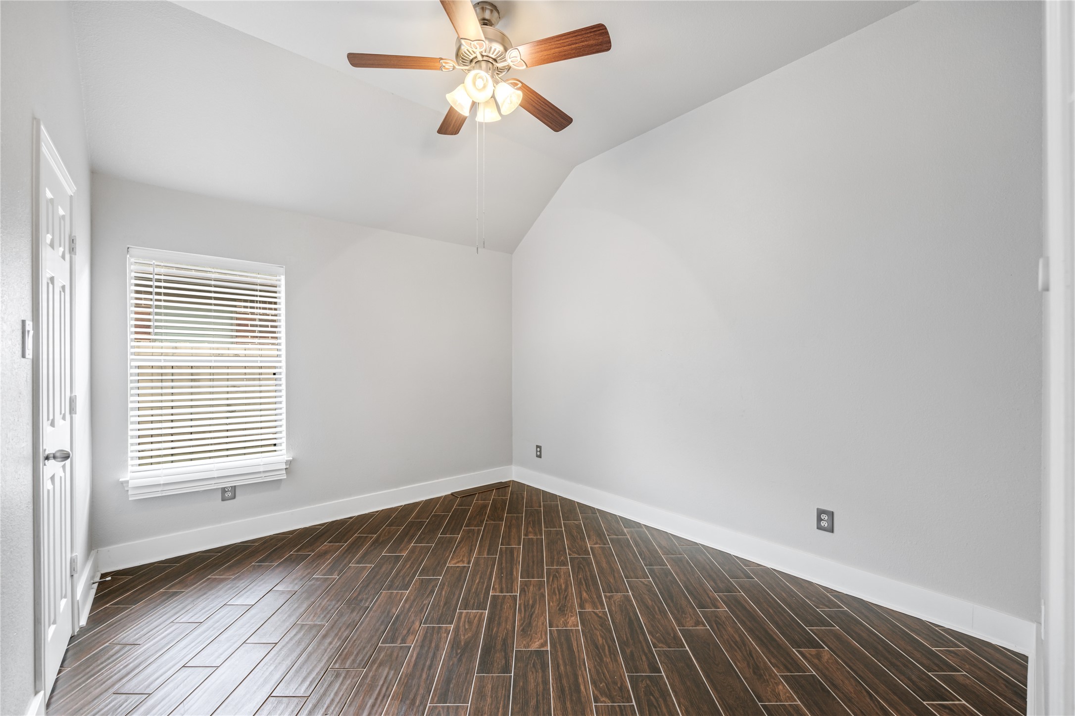 26114 Lillian Springs Spring, TX 77373 - Photo 11 of 28