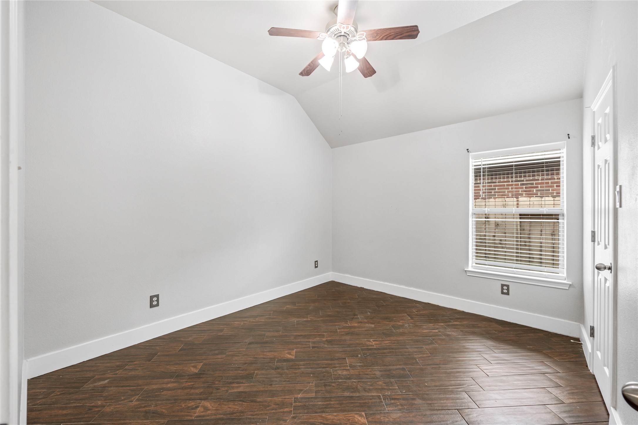 26114 Lillian Springs Spring, TX 77373 - Photo 13 of 28