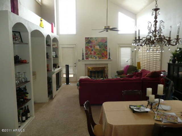 1838 East Ranch Road Tempe, AZ 85284 - Photo 2 of 5 LIVING ROOM
