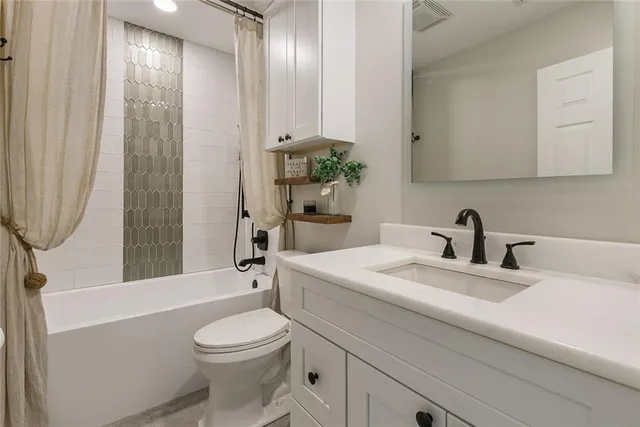 $328,000 | 103 Barrett Drive, Luling, LA 70070