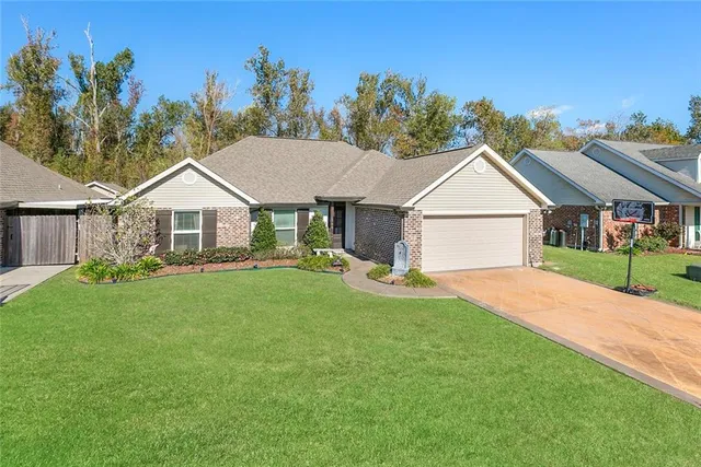 $328,000 | 103 Barrett Drive, Luling, LA 70070