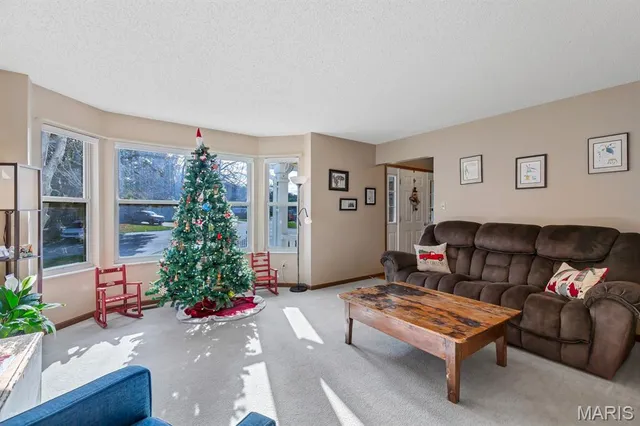 $379,900 | 58 River Boat Drive, St. Peters, MO 63376