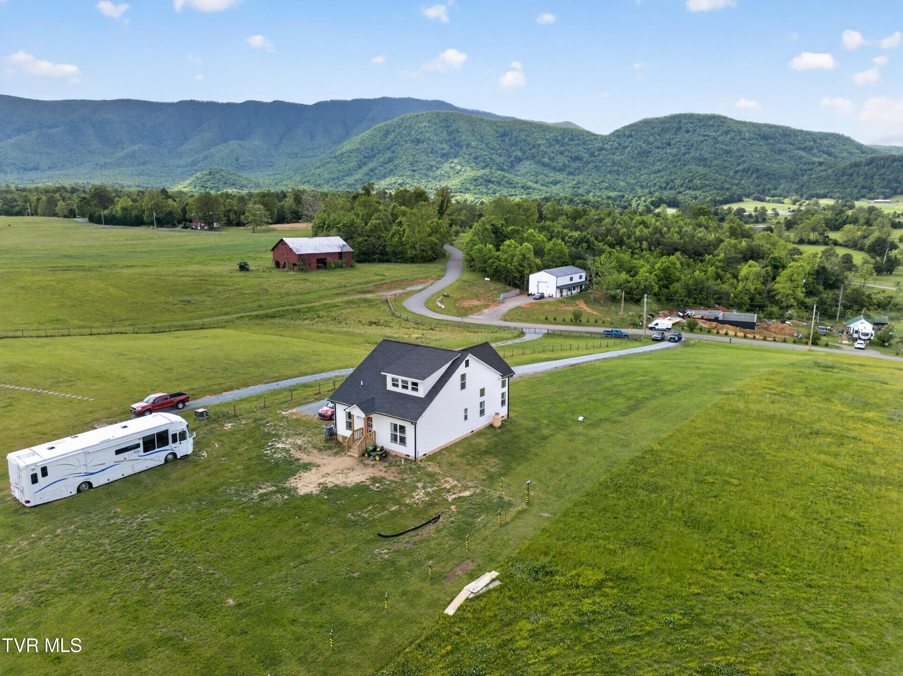 105 Woolsey College Road Greeneville, TN 37743 - Photo 69 of 78 023_DJI_0100