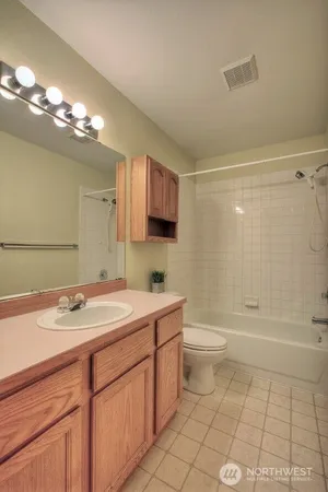 $3,500 | 21426 95th Place South, Kent, WA 98031