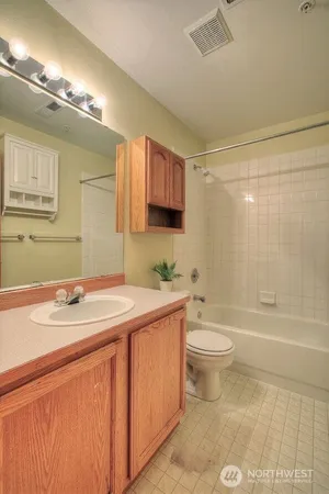 $3,500 | 21426 95th Place South, Kent, WA 98031