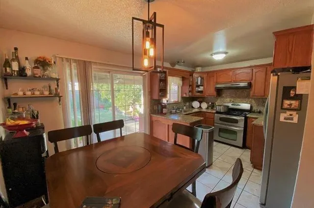 $339,000 | 1510 West Thomas Avenue, Fresno, CA 93728