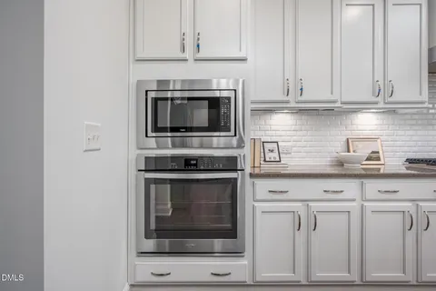 $595,000 | 942 River Bark Place, Cary, NC 27519