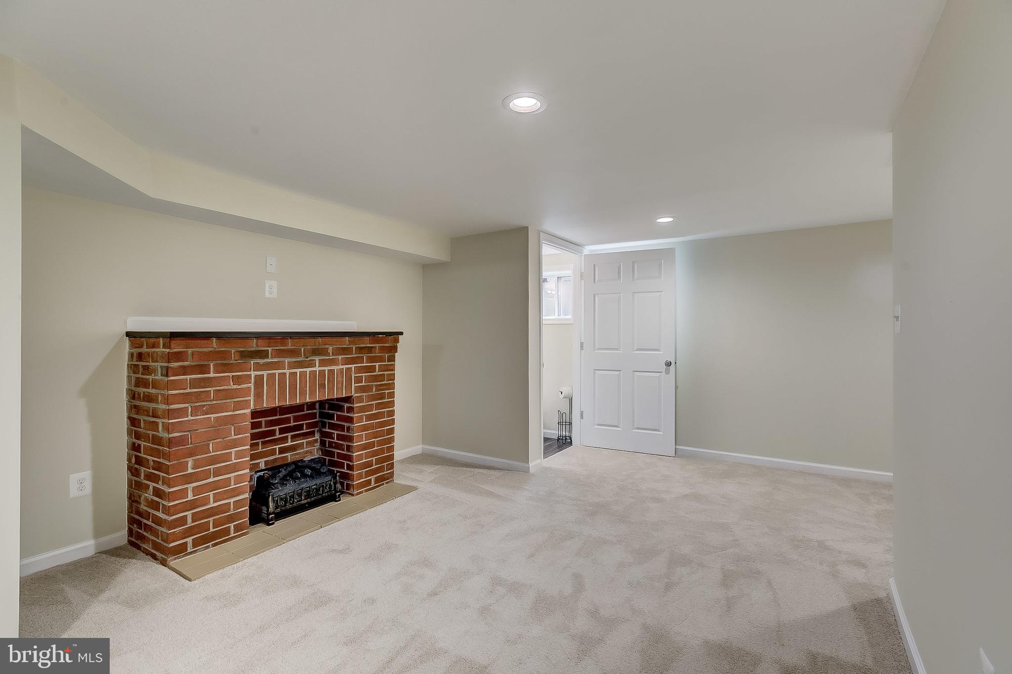 8132 Mid Haven Road Baltimore, MD 21222 - Photo 32 of 45 Gallery Image 32