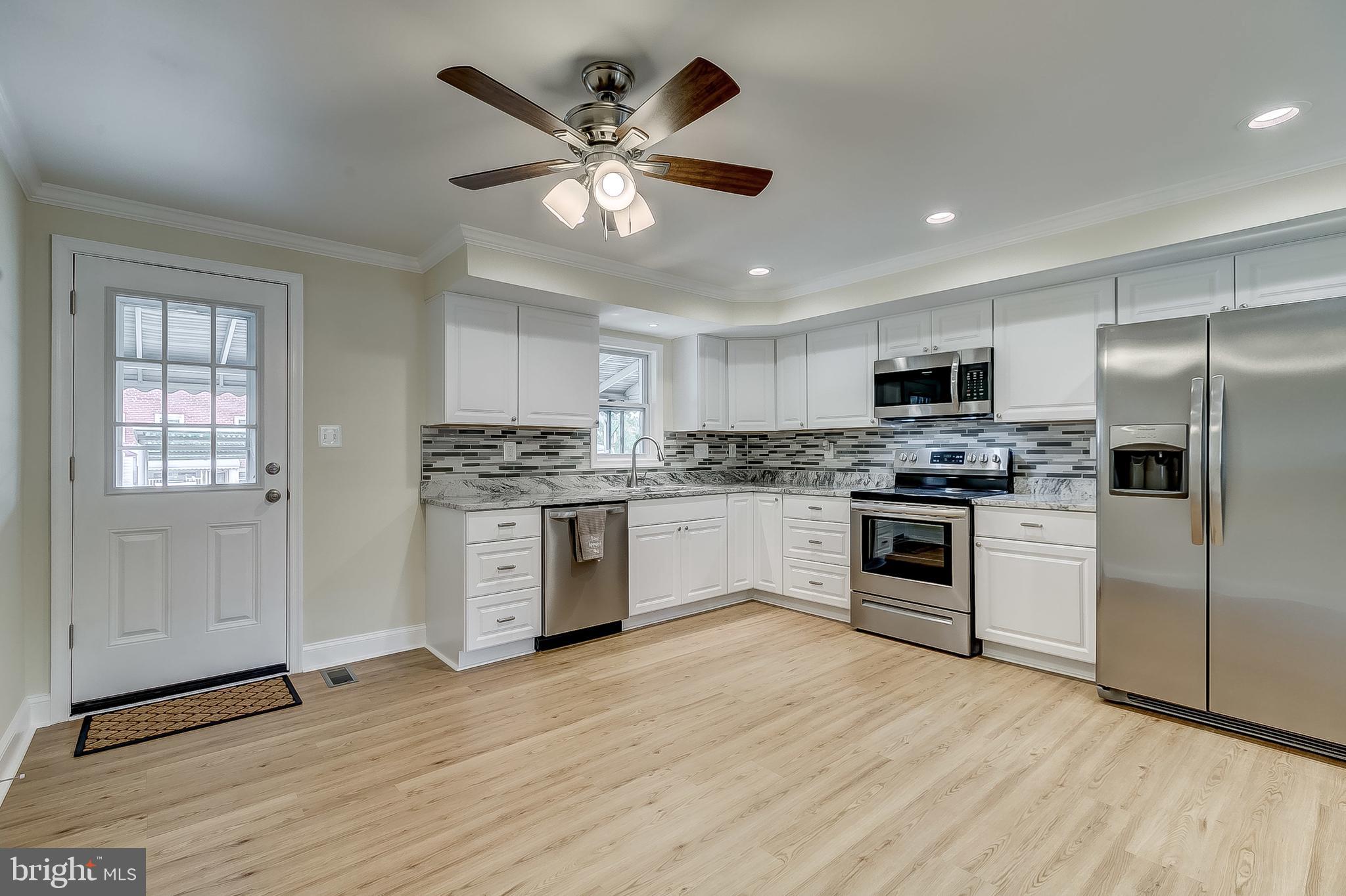 8132 Mid Haven Road Baltimore, MD 21222 - Photo 8 of 45 Gallery Image 8