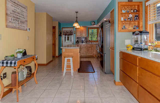 $419,900 | 803 Lake Shore Road, Madawaska, ME 04773